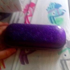 Light and dark purple glasses case
